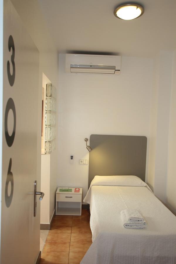 Hostal Ripoll Ibiza Extérieur photo